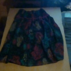 Handkerchief style skirt never worn but no tags
